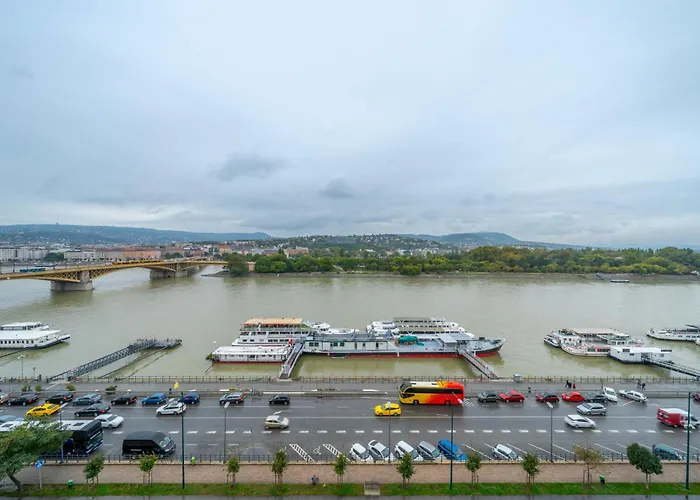 아파트 Vellaris Luxury Panoramic By Margaret Island *