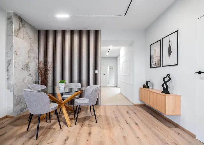 Vellaris Luxury Panoramic By Margaret Island